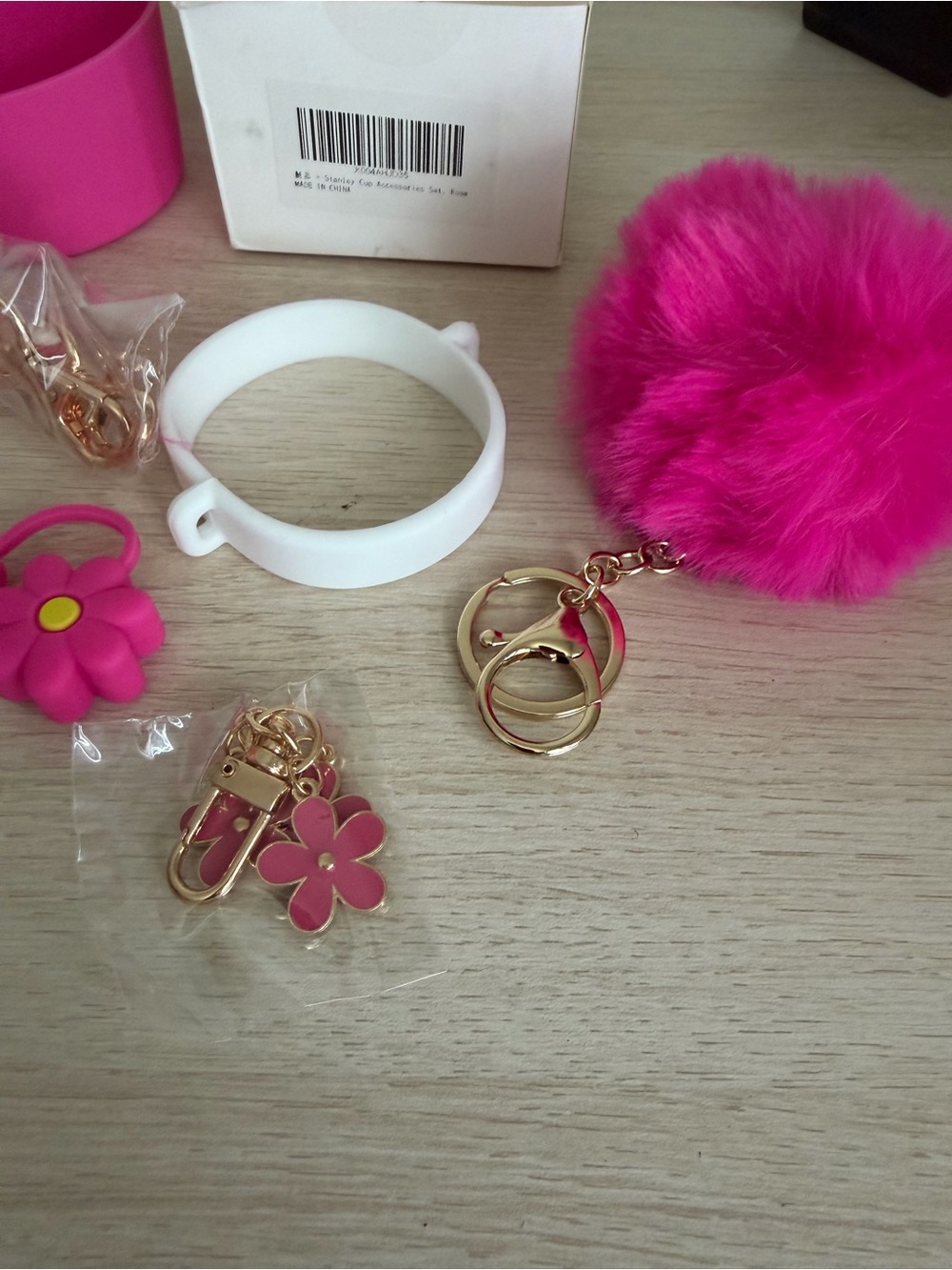 Stanley cup accessories set in pink. - Picture 5 of 8